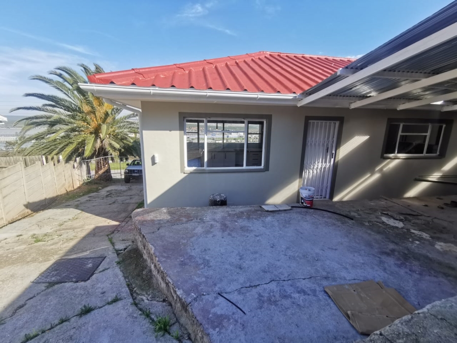 3 Bedroom Property for Sale in Van Riebeeck Hoogte Eastern Cape